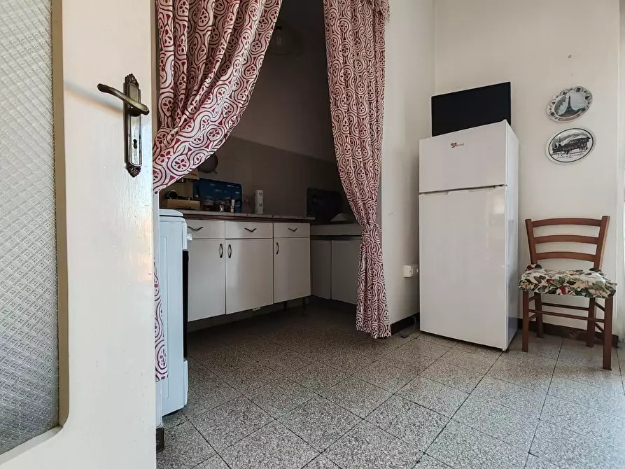 Immagine 5 di Appartamento in vendita  a Massa