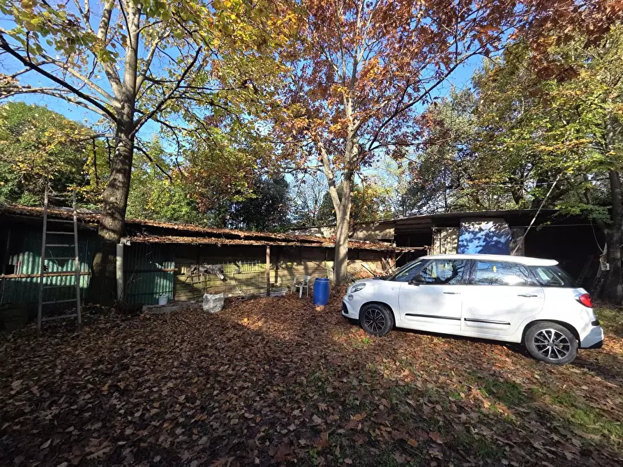 Immagine 12 di Terreno residenziale in vendita  a Capannori