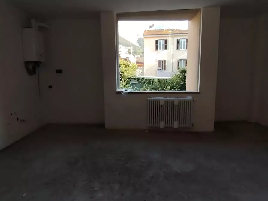 Immagine 6 di Appartamento in vendita  a Carrara