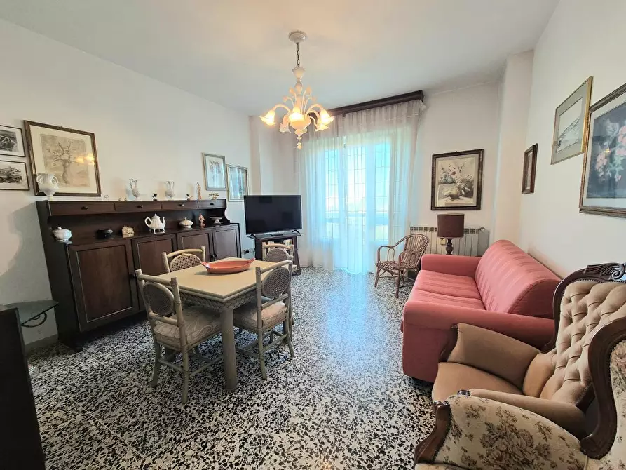 Immagine 4 di Appartamento in vendita  a San Vincenzo