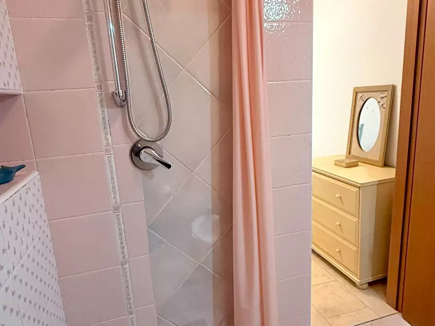 Immagine 21 di Appartamento in vendita  a Formia