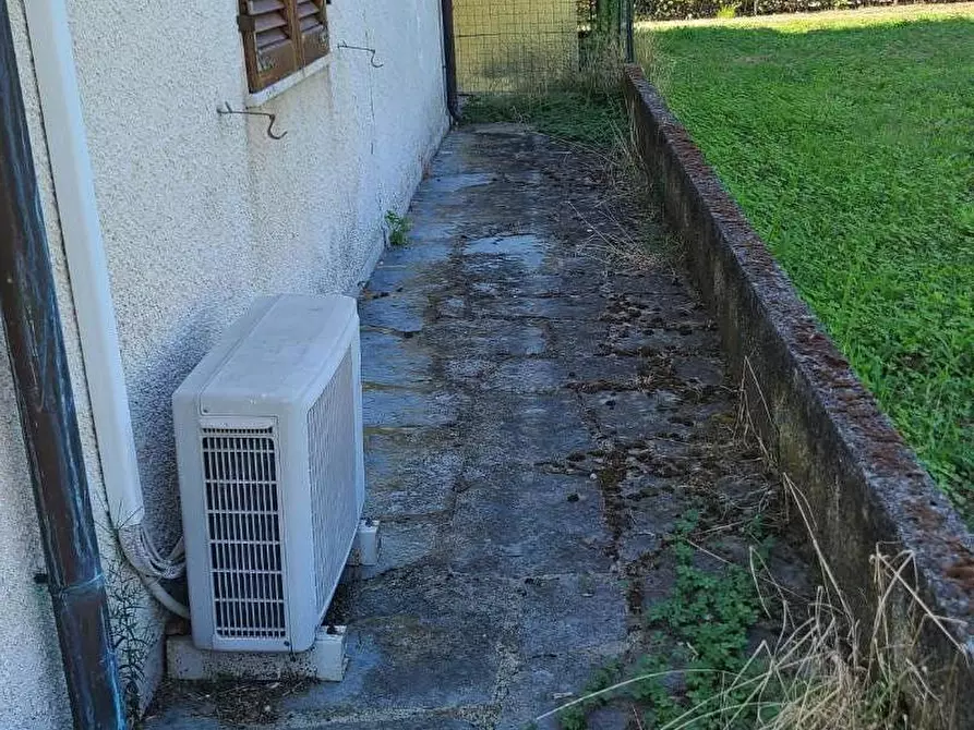 Immagine 15 di Casa bifamiliare in vendita  a Pietrasanta