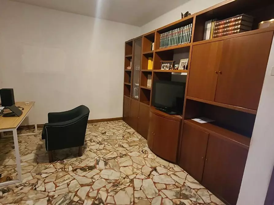 Immagine 8 di Casa bifamiliare in vendita  a Pietrasanta