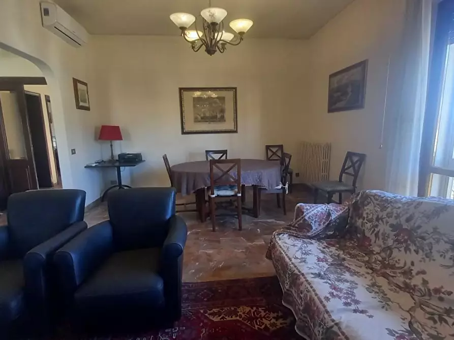 Immagine 5 di Appartamento in vendita  a Camaiore