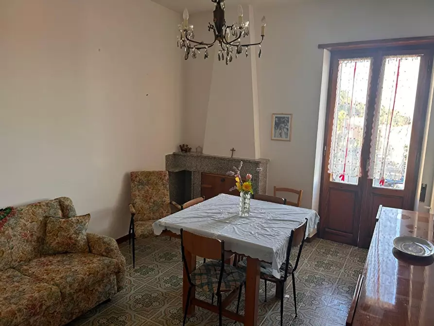 Immagine 35 di Terratetto in vendita  a Luogosanto