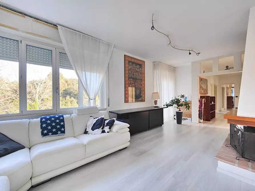 Immagine 1 di Appartamento in vendita  a Pisa