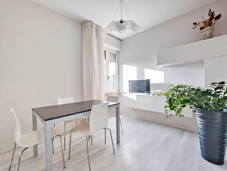 Immagine 11 di Appartamento in vendita  a Pisa