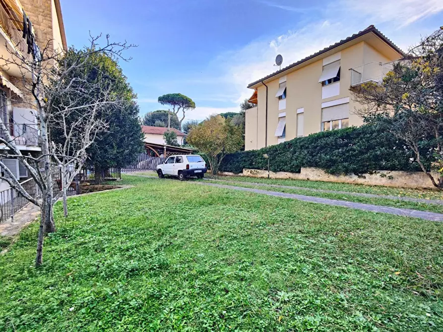 Immagine 33 di Appartamento in vendita  a Pisa