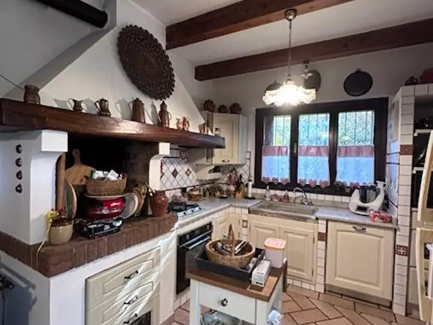 Immagine 3 di Casa bifamiliare in vendita  a Cascina