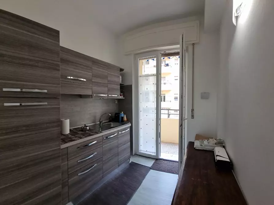 Immagine 25 di Appartamento in vendita  a Livorno