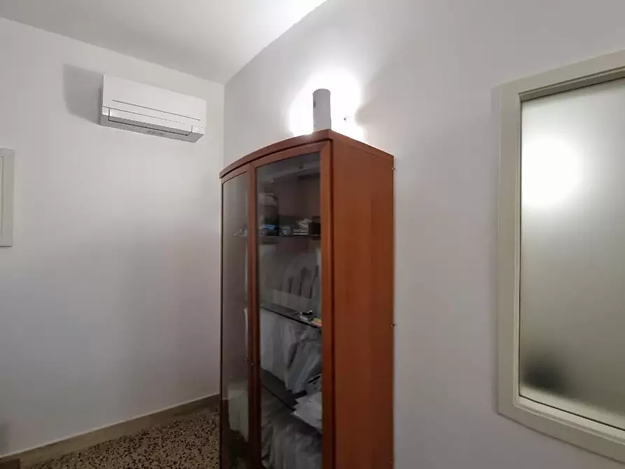 Immagine 3 di Appartamento in vendita  a Livorno