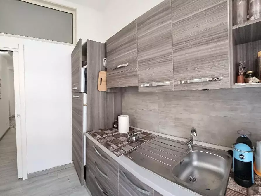 Immagine 22 di Appartamento in vendita  a Livorno