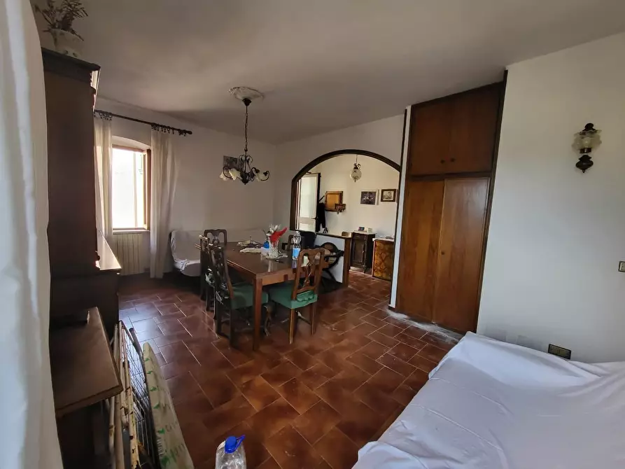 Immagine 5 di Casa semindipendente in vendita  a Carrara