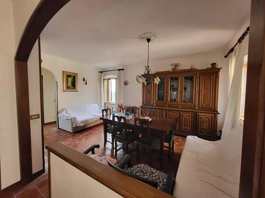 Immagine 7 di Casa semindipendente in vendita  a Carrara