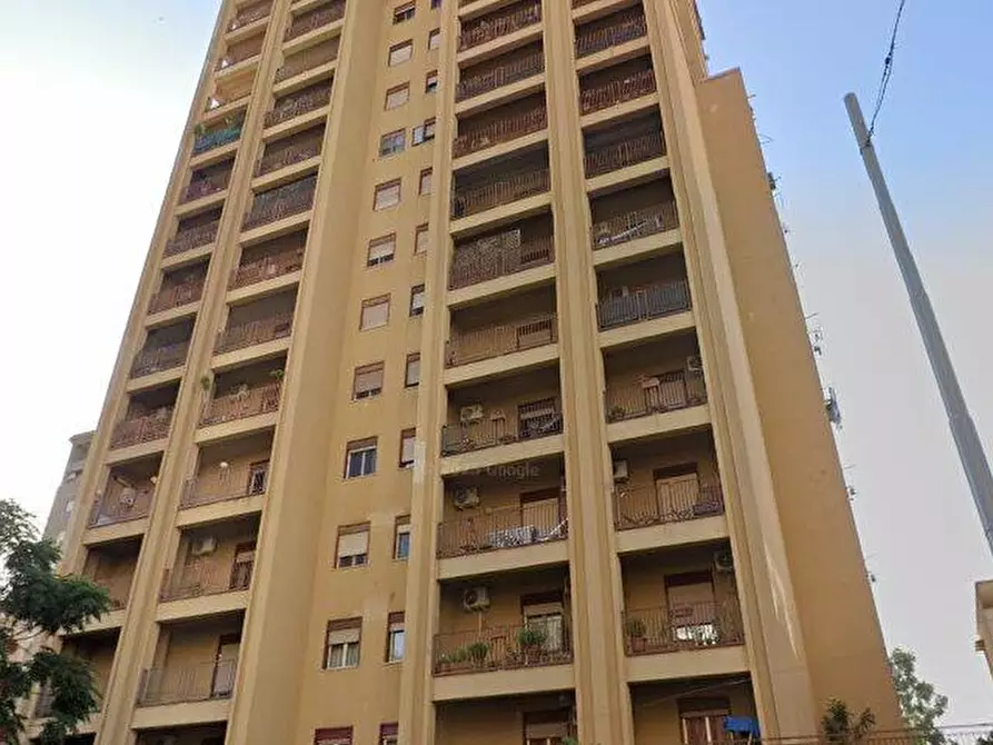 Immagine 1 di Appartamento in vendita  a Palermo