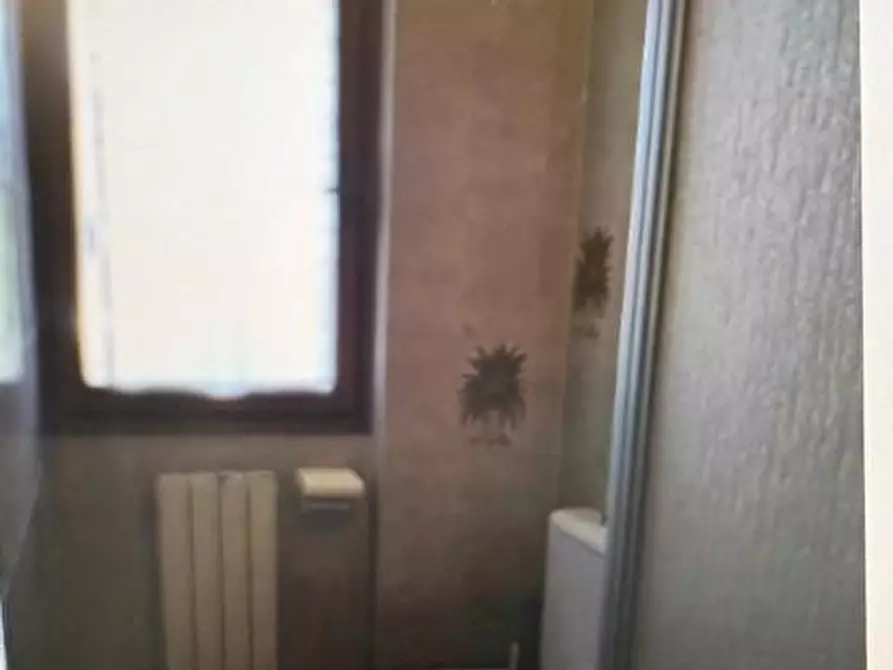 Immagine 15 di Villetta a schiera in vendita  a Massa