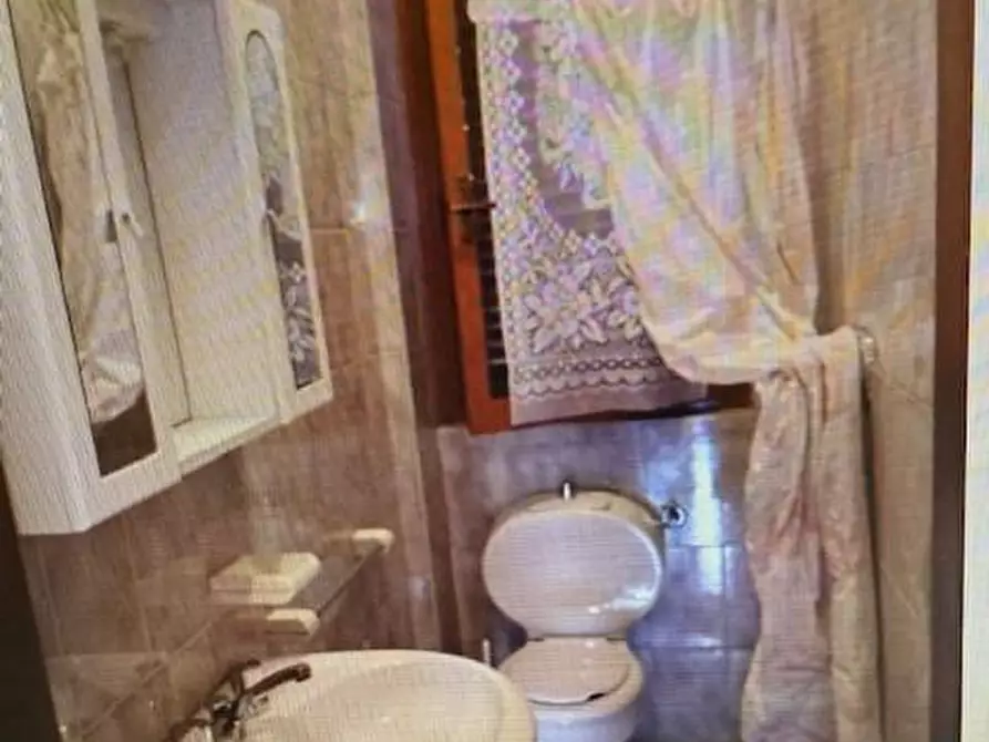 Immagine 17 di Villetta a schiera in vendita  a Massa