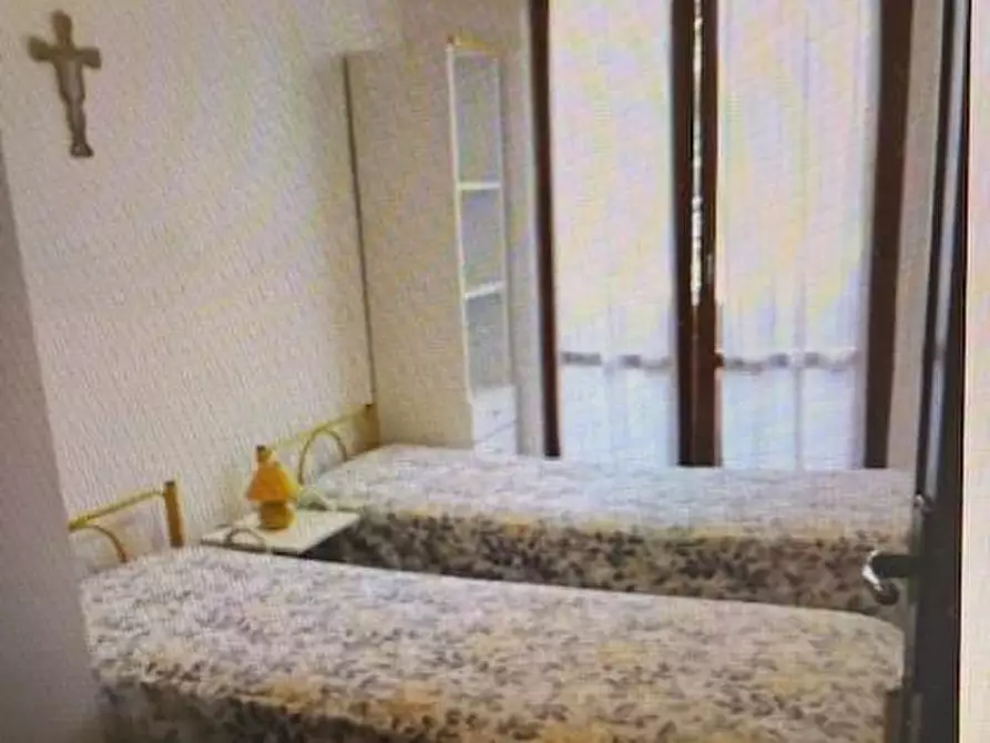 Immagine 14 di Villetta a schiera in vendita  a Massa