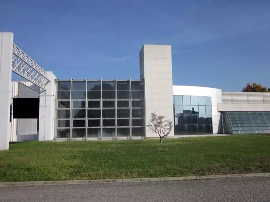 Immagine 1 di Capannone industriale in vendita  a Mede