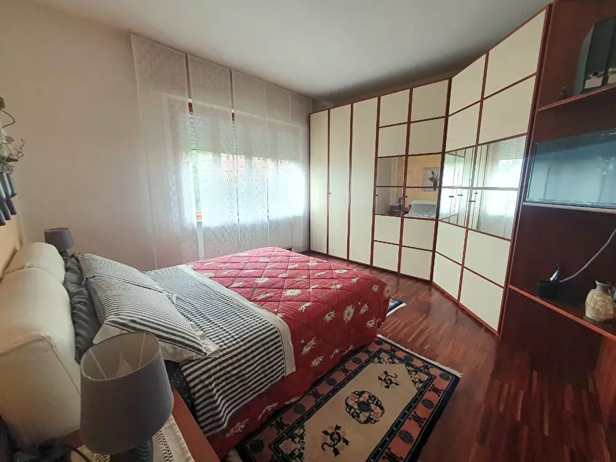 Immagine 29 di Casa bifamiliare in vendita  a Lucca