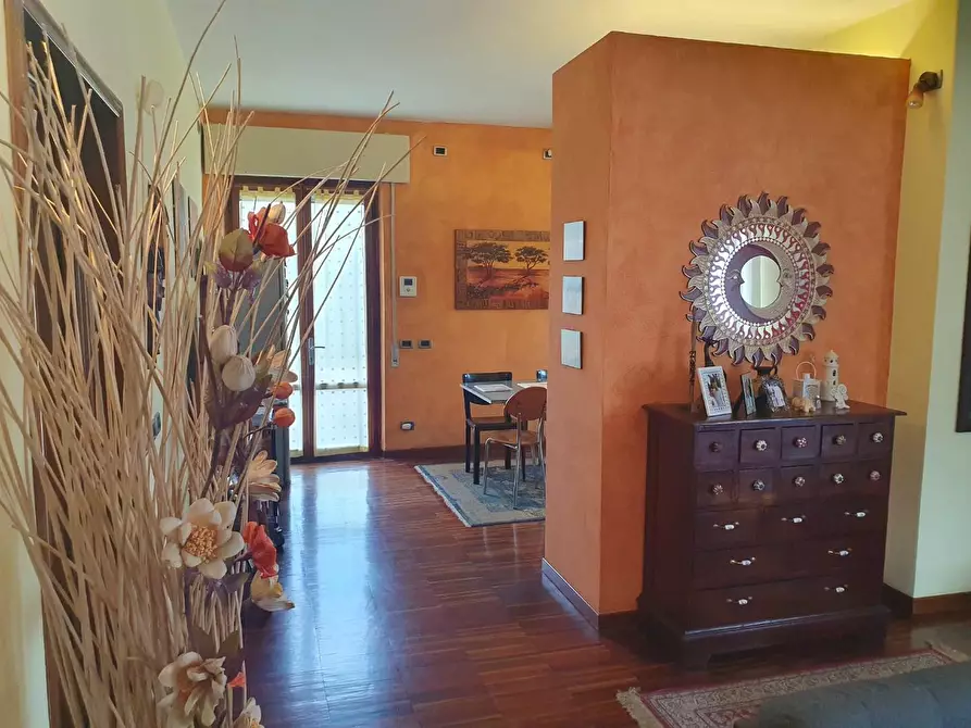 Immagine 11 di Casa bifamiliare in vendita  a Lucca