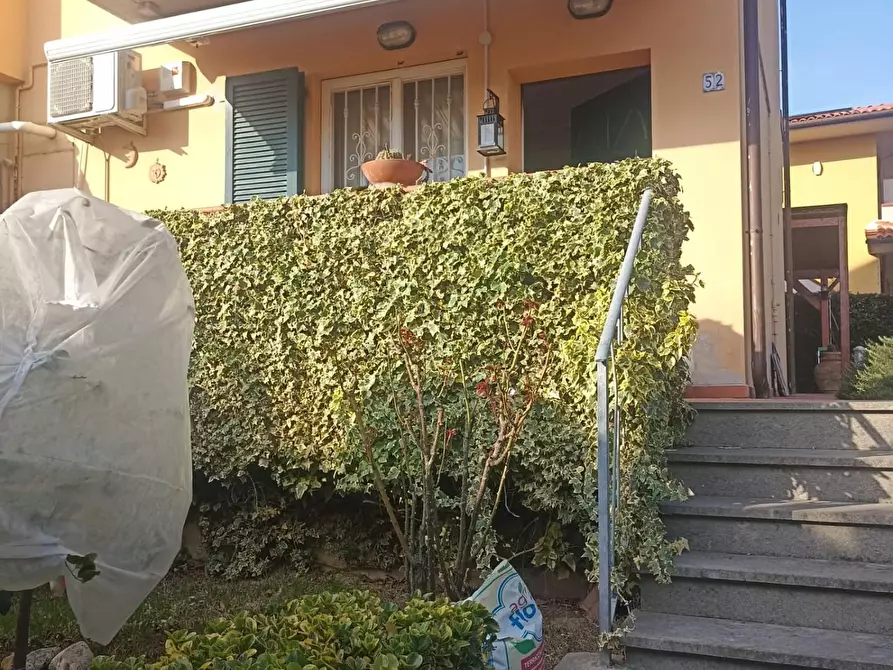 Immagine 1 di Villetta a schiera in vendita  a Collesalvetti