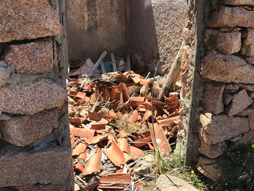 Immagine 22 di Casa colonica in vendita  a Trinità D'agultu E Vignola