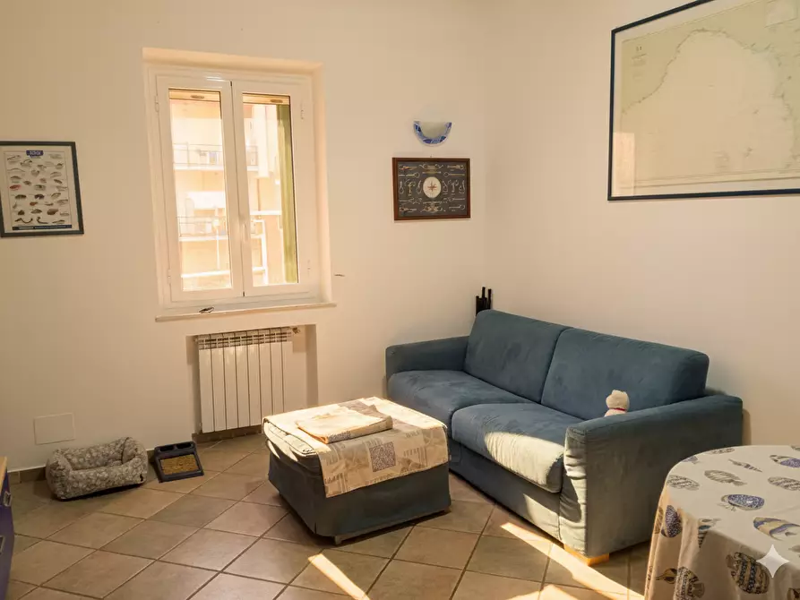 Immagine 6 di Appartamento in vendita  a Lerici