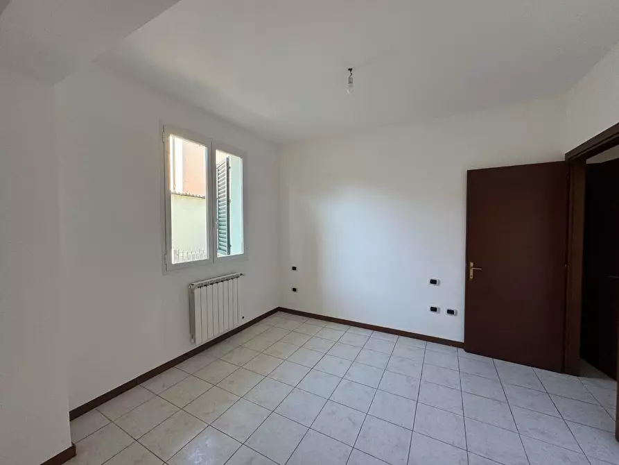 Immagine 16 di Appartamento in vendita  a Fucecchio