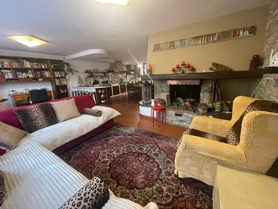 Immagine 30 di Villa in vendita  a Ortonovo