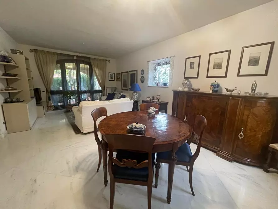 Immagine 40 di Villa in vendita  a Ortonovo