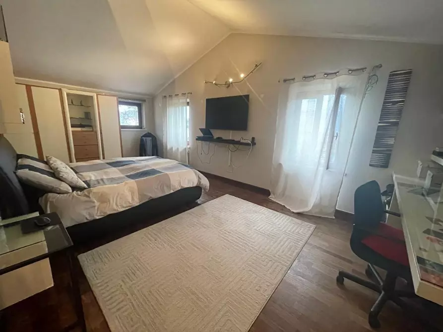 Immagine 52 di Villa in vendita  a Ortonovo