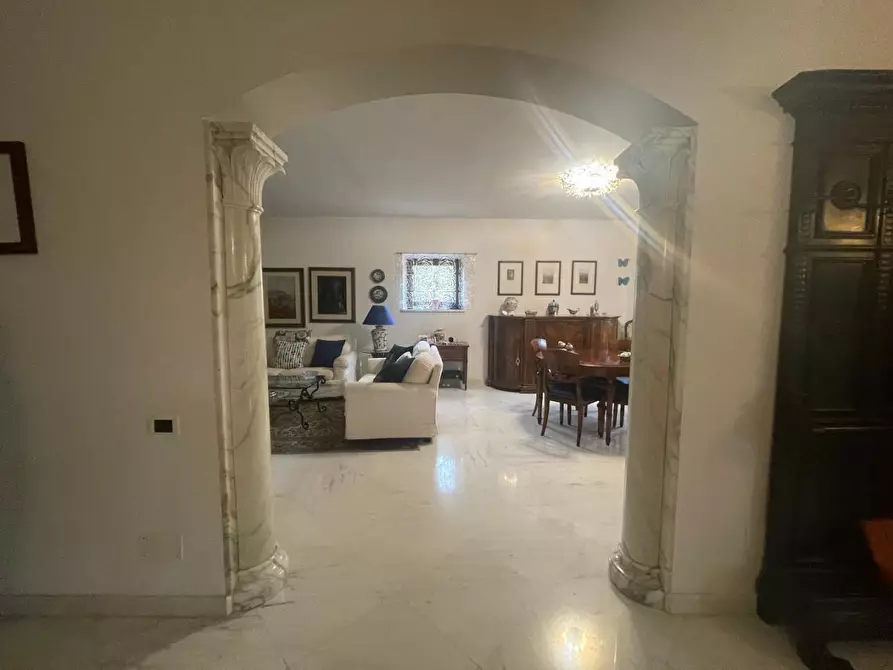 Immagine 51 di Villa in vendita  a Ortonovo