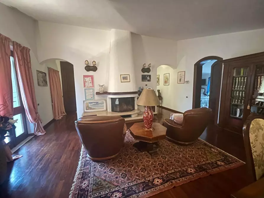 Immagine 46 di Villa in vendita  a Ortonovo