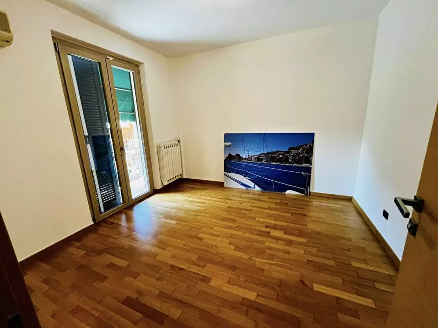 Immagine 23 di Villa in vendita  a Ameglia