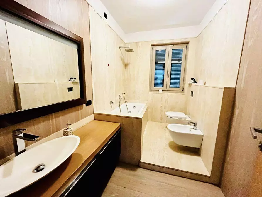 Immagine 21 di Villa in vendita  a Ameglia