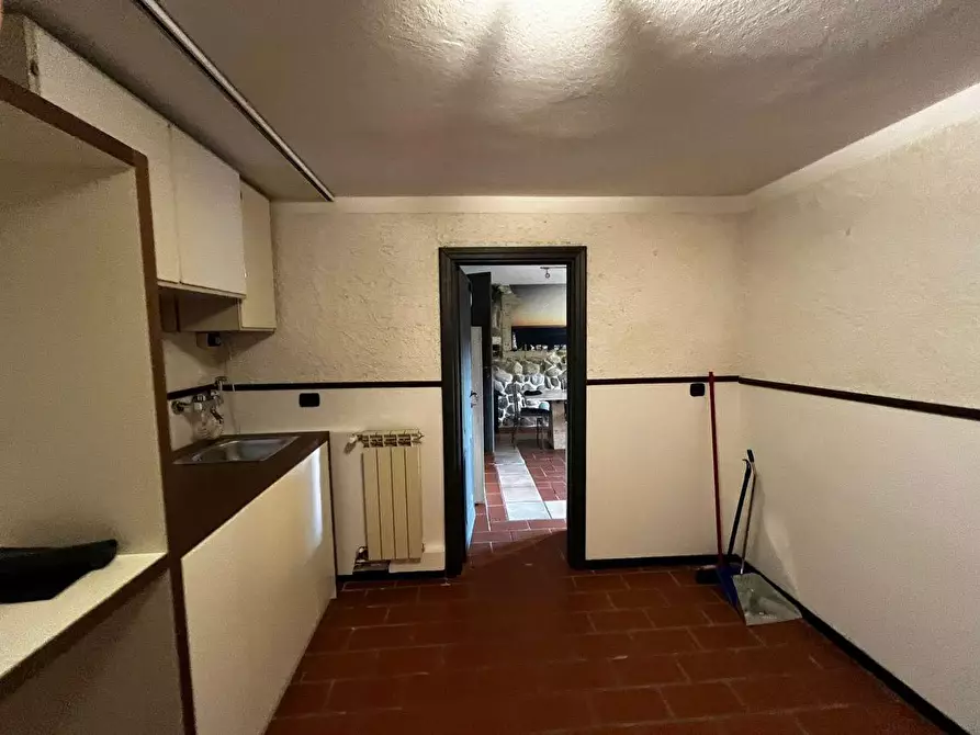 Immagine 31 di Villa in vendita  a Ameglia