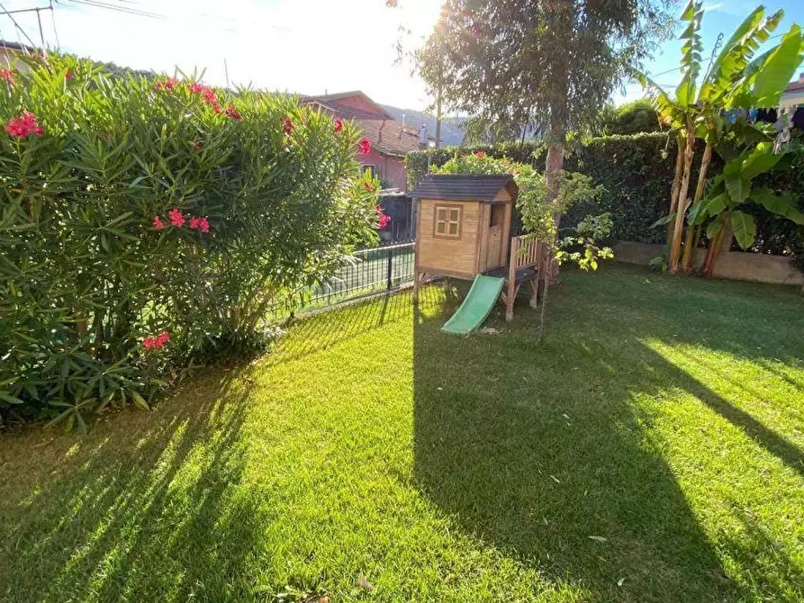 Immagine 45 di Villa in vendita  a Ameglia