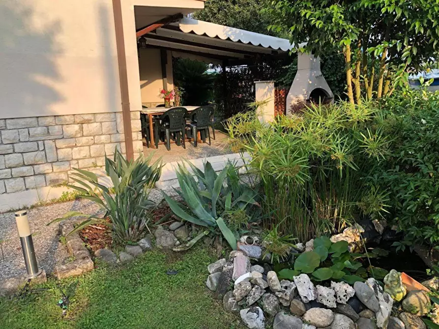 Immagine 43 di Villa in vendita  a Ameglia