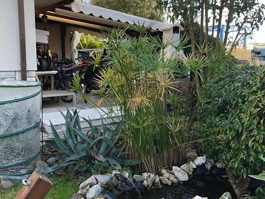 Immagine 36 di Villa in vendita  a Ameglia