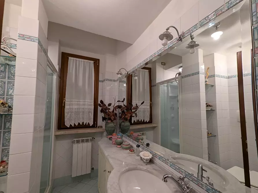 Immagine 64 di Villa in vendita  a Grosseto