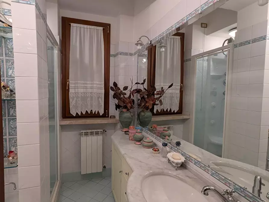 Immagine 62 di Villa in vendita  a Grosseto