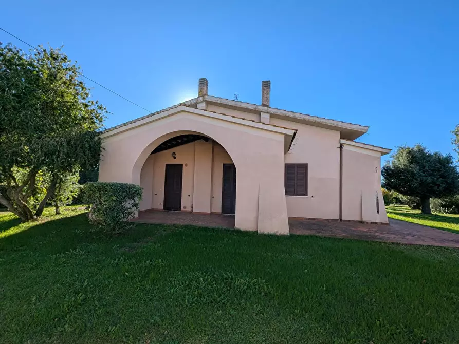 Immagine 10 di Villa in vendita  a Grosseto