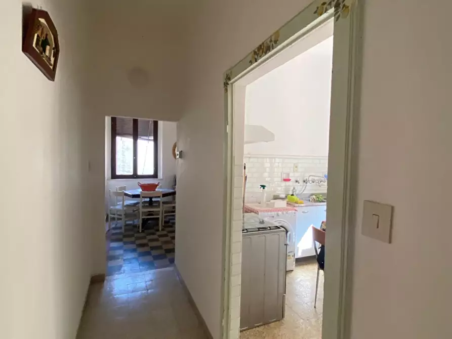 Immagine 14 di Appartamento in vendita  a Siena