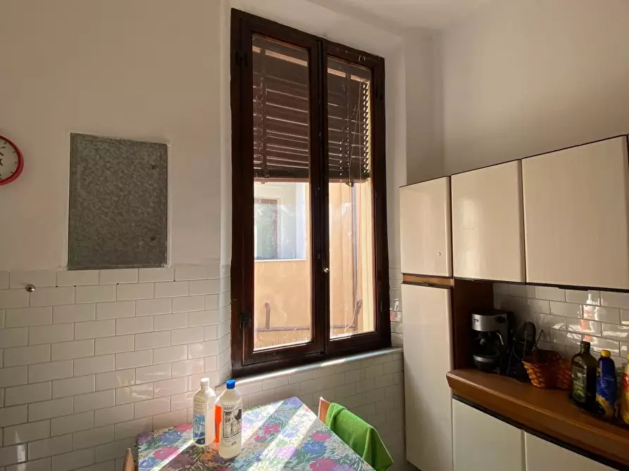 Immagine 17 di Appartamento in vendita  a Siena