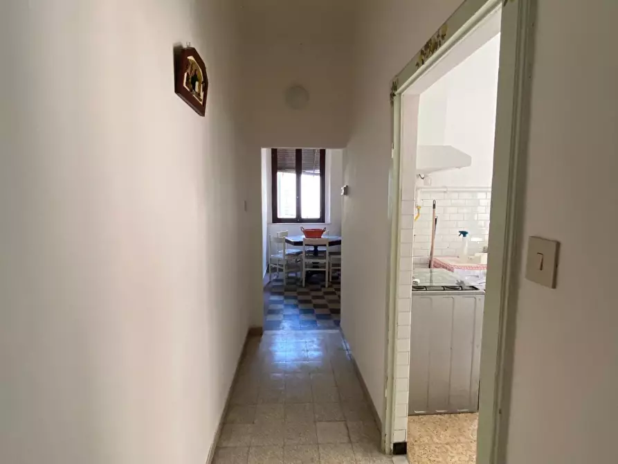 Immagine 10 di Appartamento in vendita  a Siena