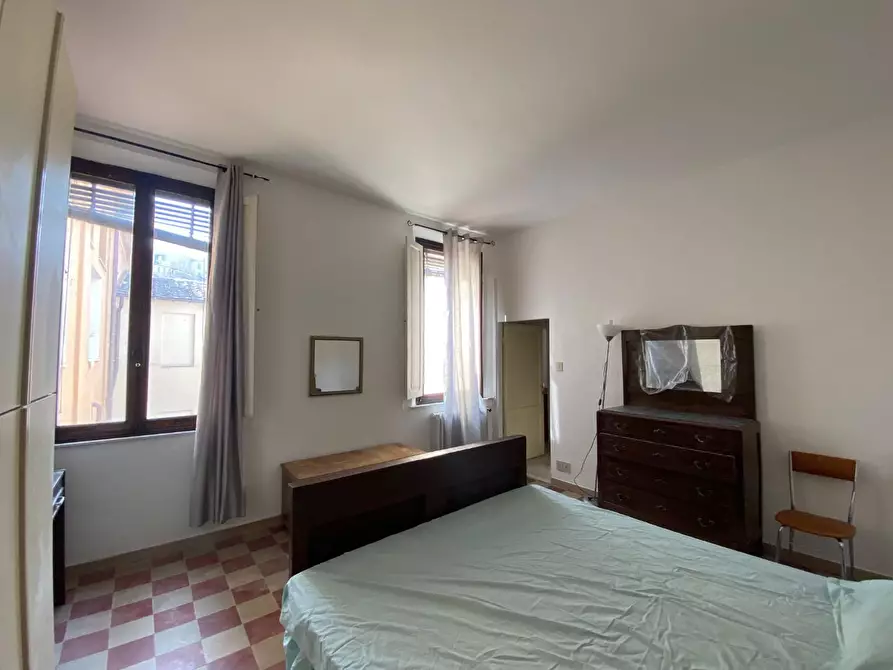 Immagine 24 di Appartamento in vendita  a Siena