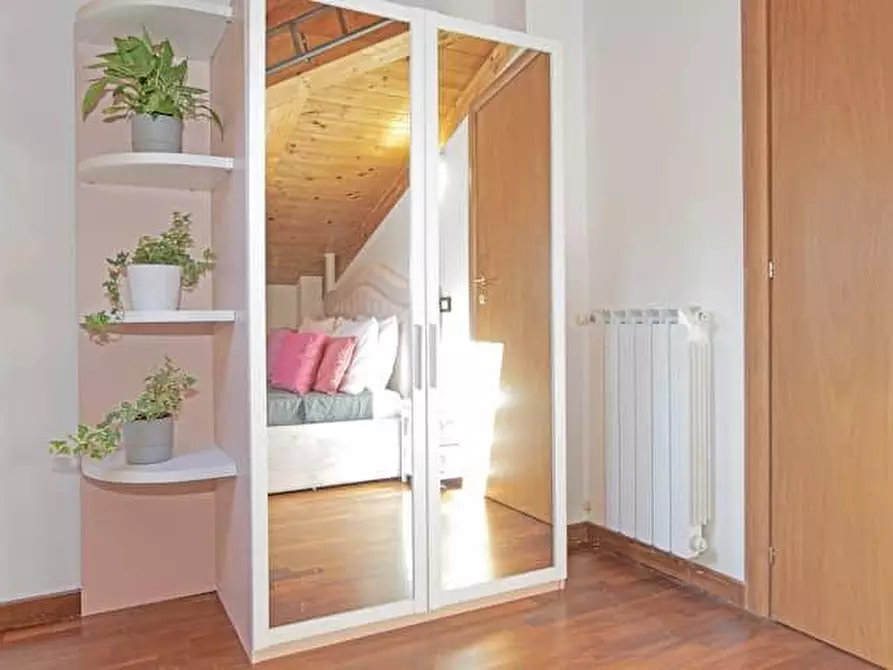 Immagine 18 di Casa indipendente in affitto  a La Spezia
