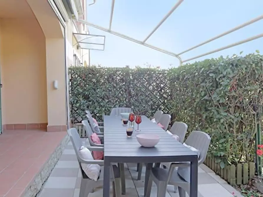 Immagine 5 di Casa indipendente in affitto  a La Spezia