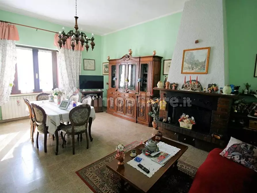 Immagine 1 di Casa indipendente in vendita  a Roccastrada